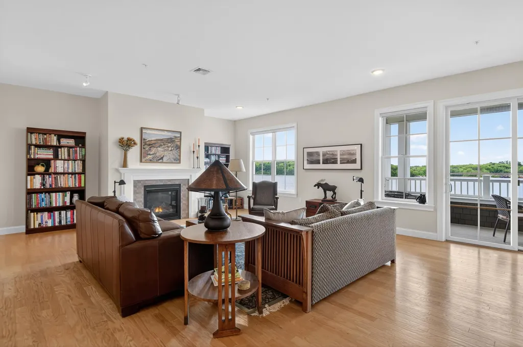 285 Front Street Bath ME 04530