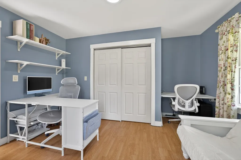 30 Emery Lane West Gardiner ME 04345