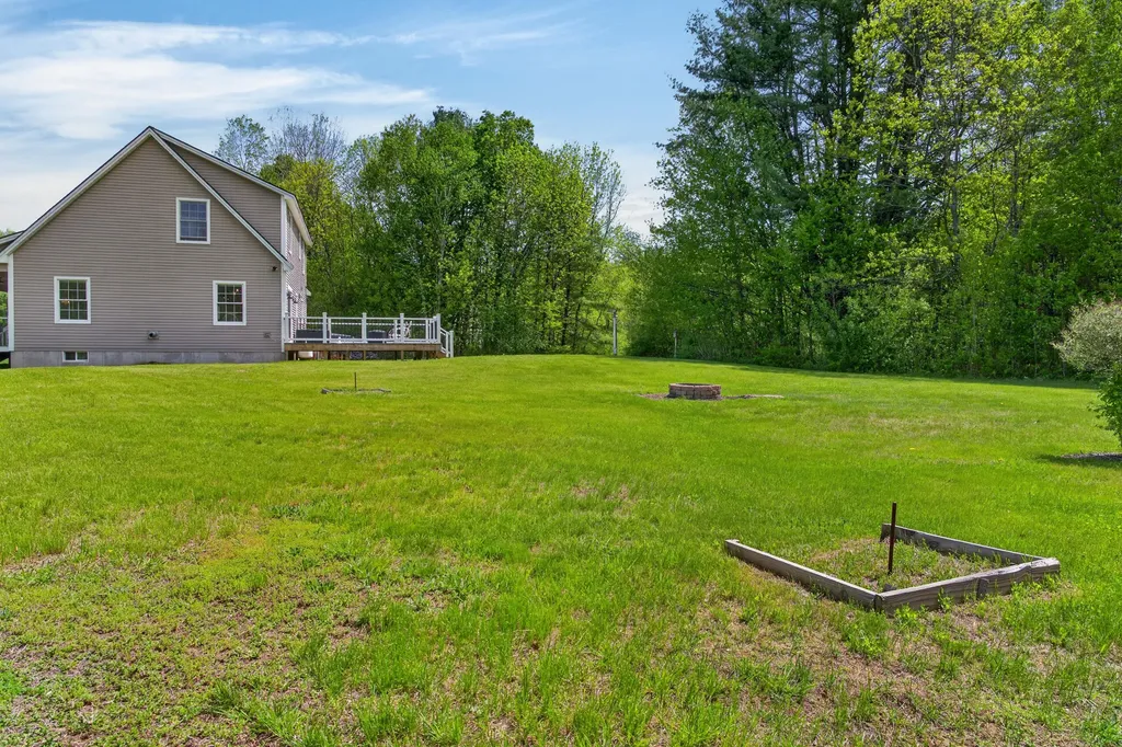 30 Emery Lane West Gardiner ME 04345