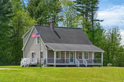 30 Emery Lane West Gardiner ME 04345
