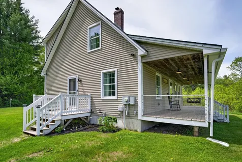 30 Emery Lane West Gardiner ME 04345