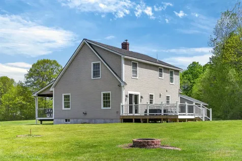 30 Emery Lane West Gardiner ME 04345