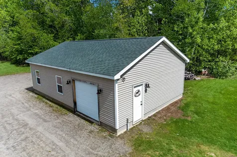 30 Emery Lane West Gardiner ME 04345