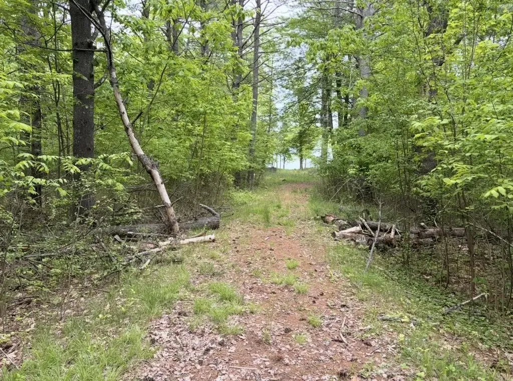 76 Neck Road China ME 04358