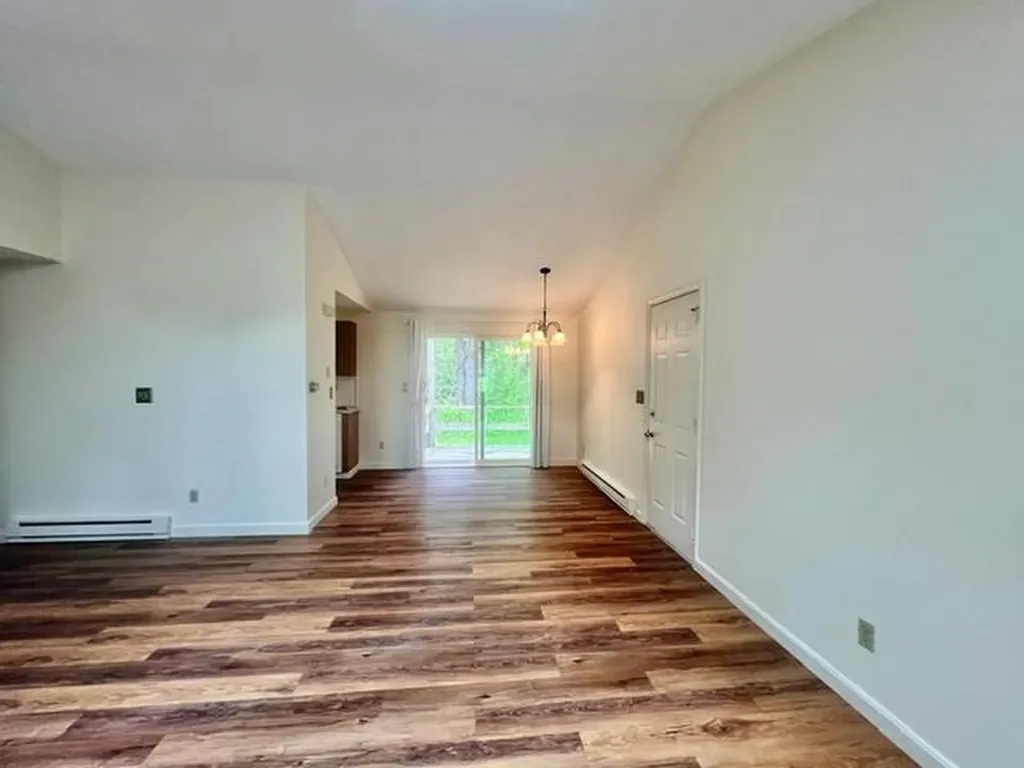63 Rebecca Lane Yarmouth ME 04096