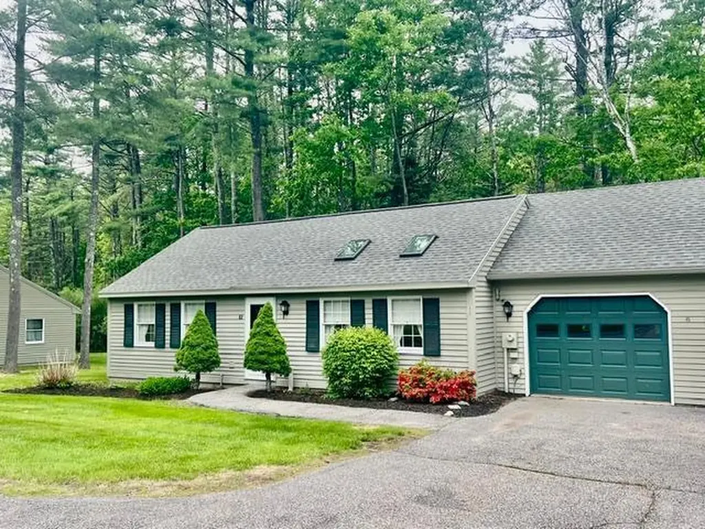 63 Rebecca Lane Yarmouth ME 04096