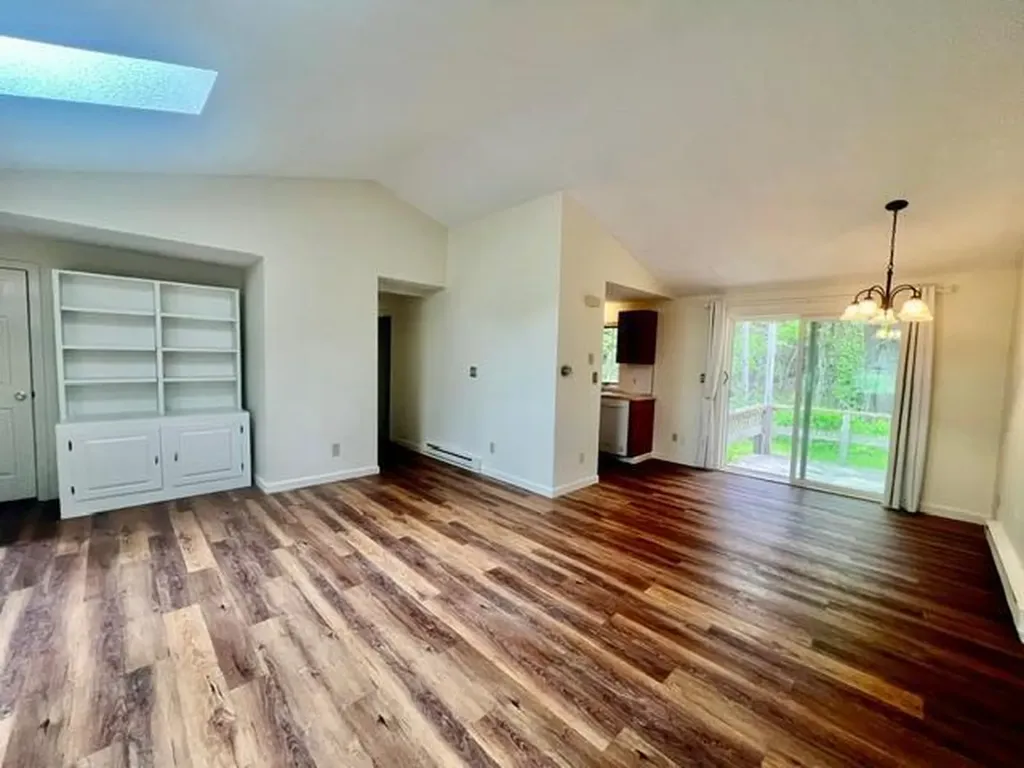 63 Rebecca Lane Yarmouth ME 04096