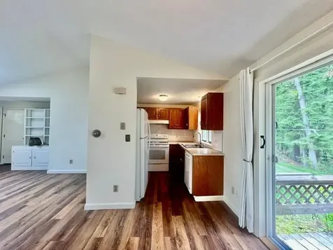 63 Rebecca Lane Yarmouth ME 04096