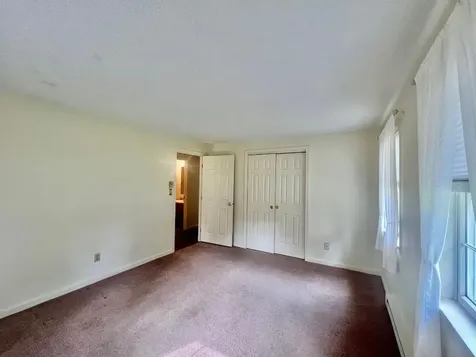 63 Rebecca Lane Yarmouth ME 04096