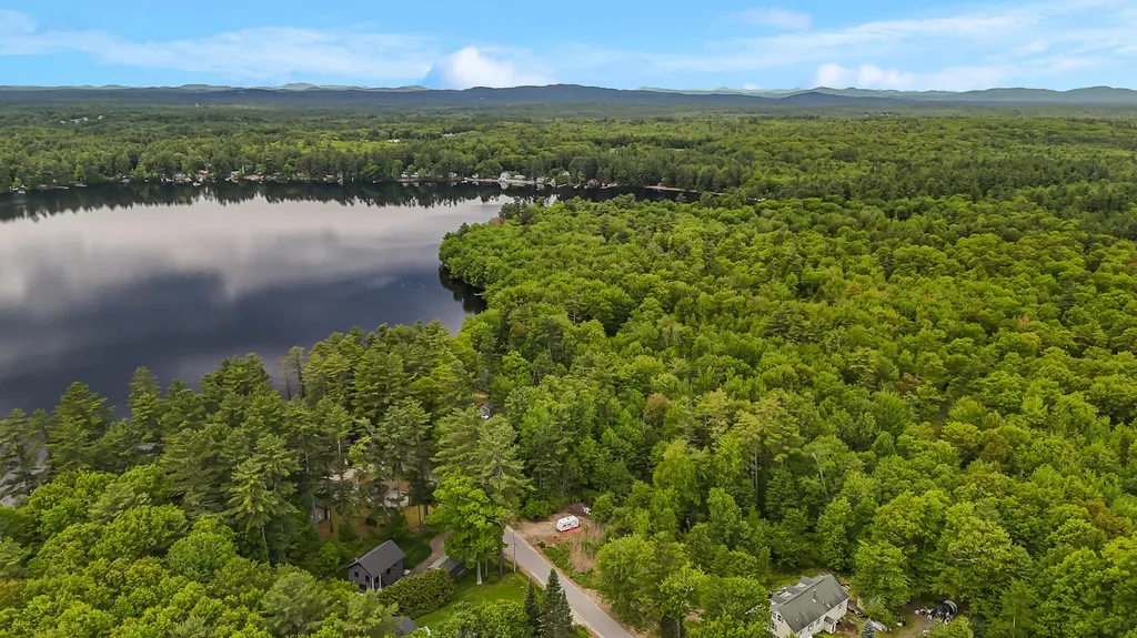 8 Bonny Eagle Pond Road Standish ME 04084