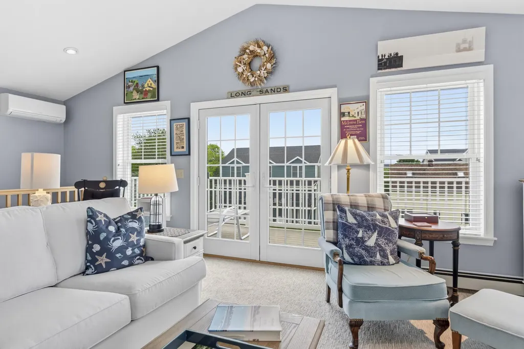 30 Parlin Drive York ME 03909