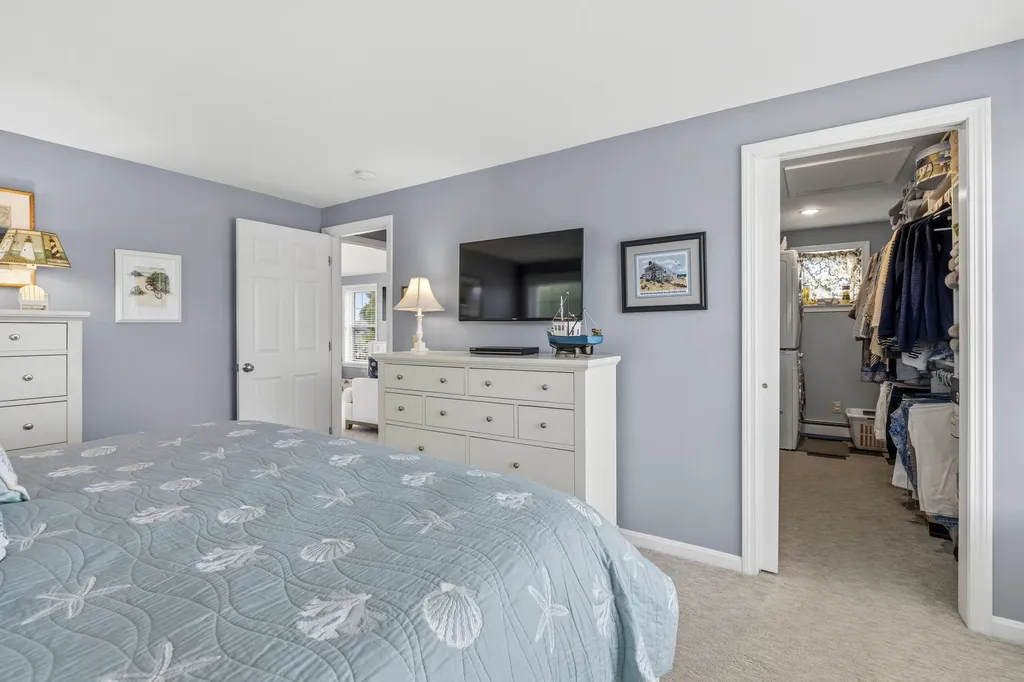 30 Parlin Drive York ME 03909