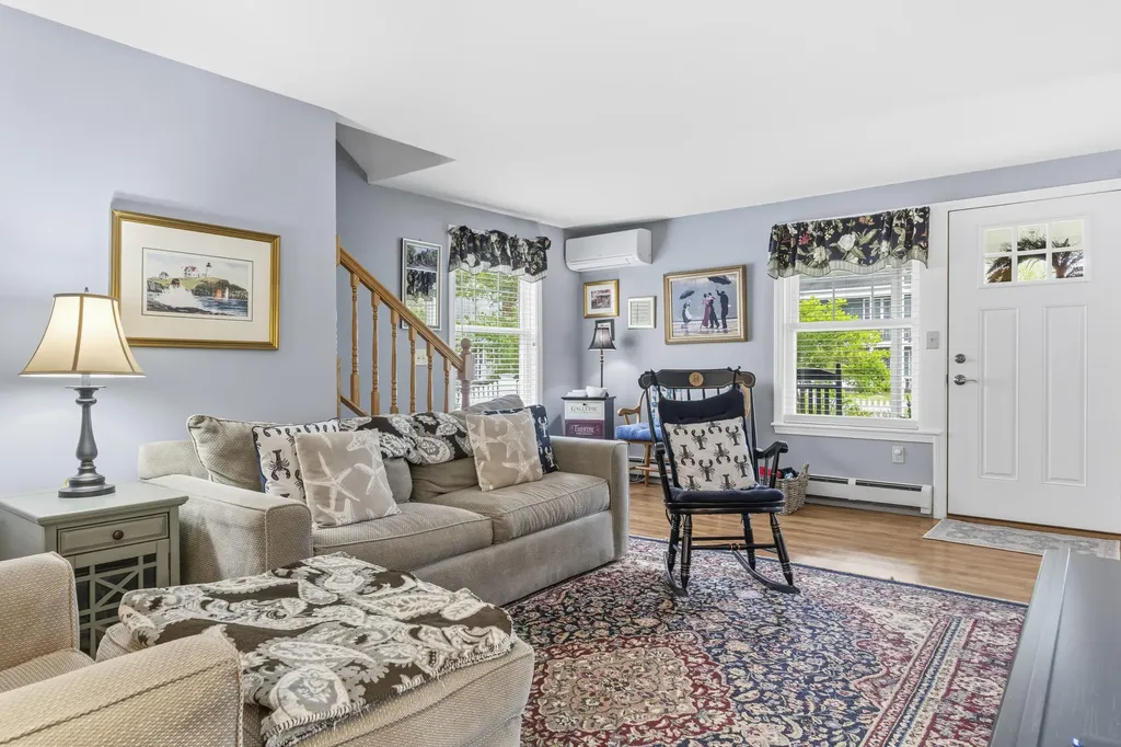 30 Parlin Drive York ME 03909