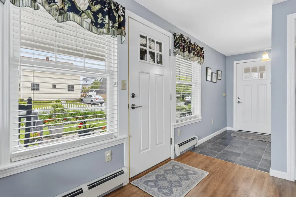 30 Parlin Drive York ME 03909