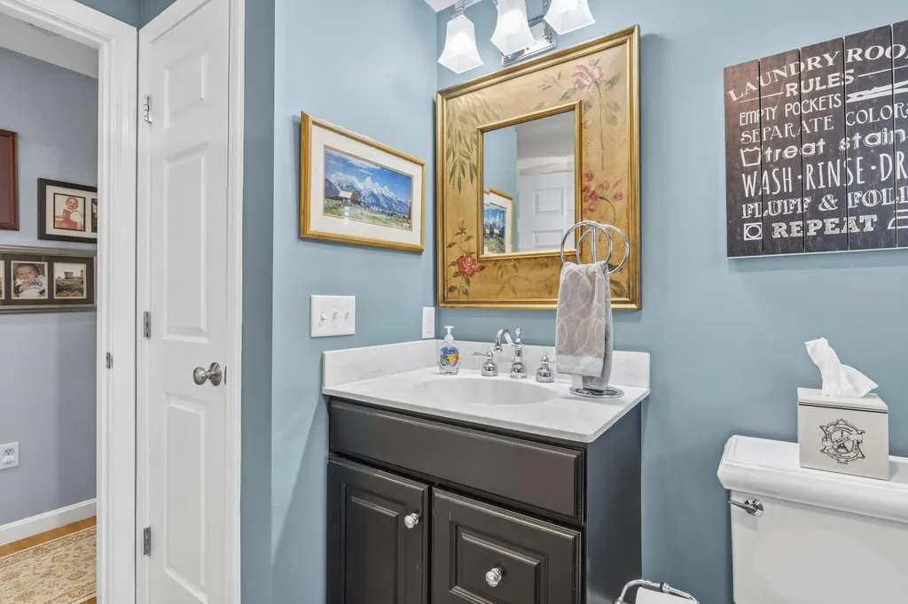 30 Parlin Drive York ME 03909