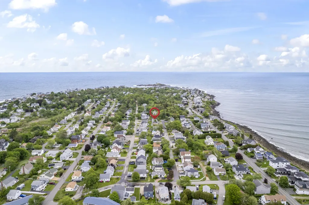 30 Parlin Drive York ME 03909