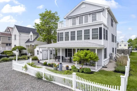 30 Parlin Drive York ME 03909