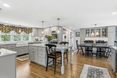 30 Parlin Drive York ME 03909