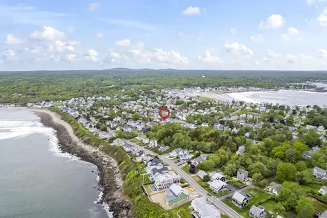 30 Parlin Drive York ME 03909