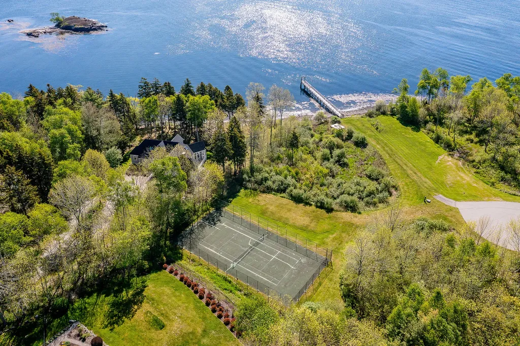 7 Highfields Lane Northport ME 04849