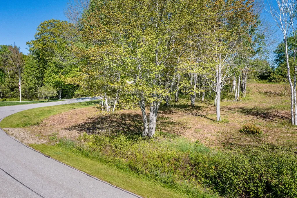 7 Highfields Lane Northport ME 04849