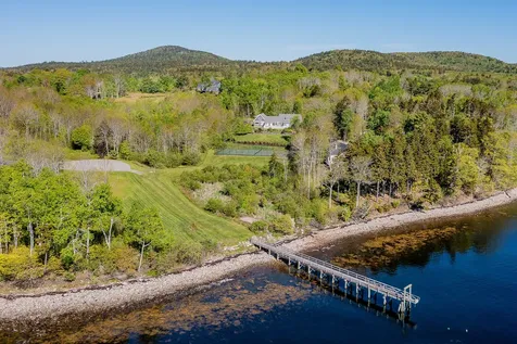 7 Highfields Lane Northport ME 04849
