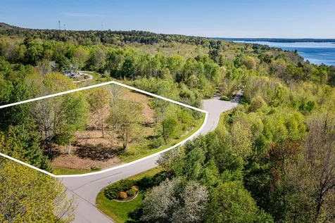 7 Highfields Lane Northport ME 04849