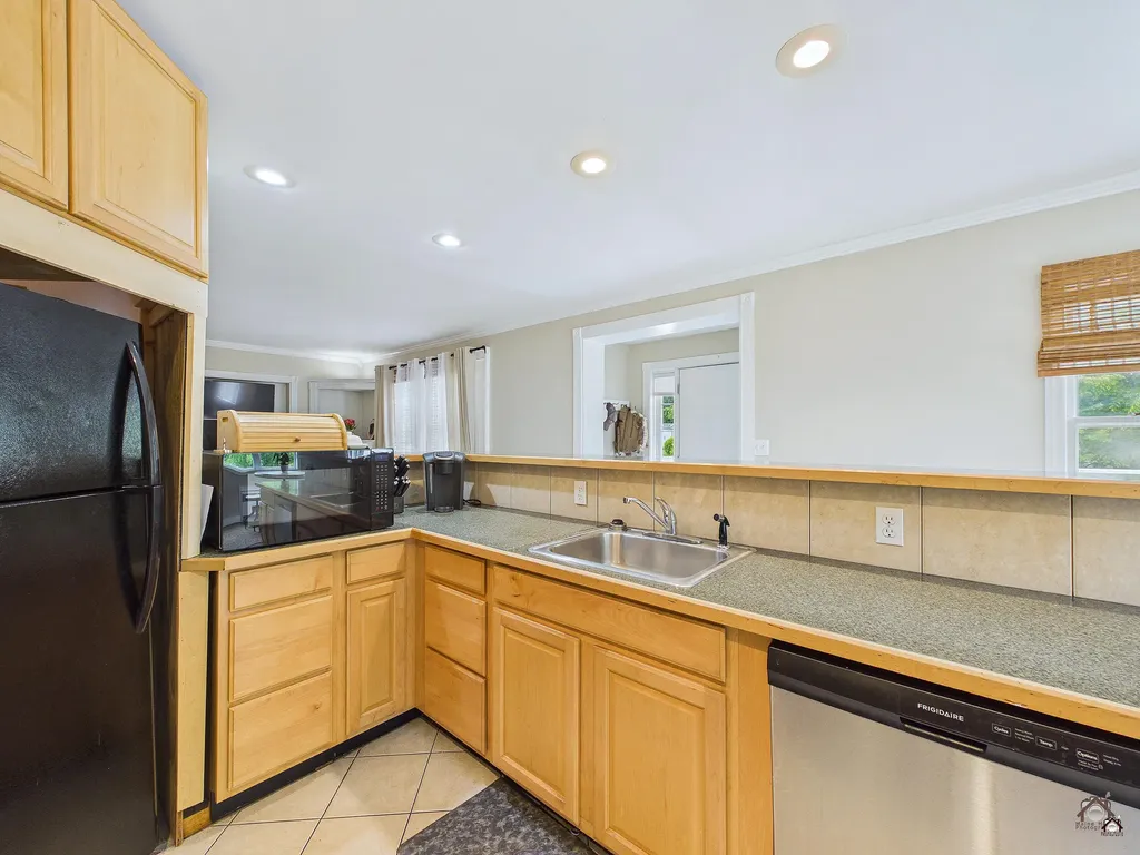 38 Mary Carroll Street Auburn ME 04210