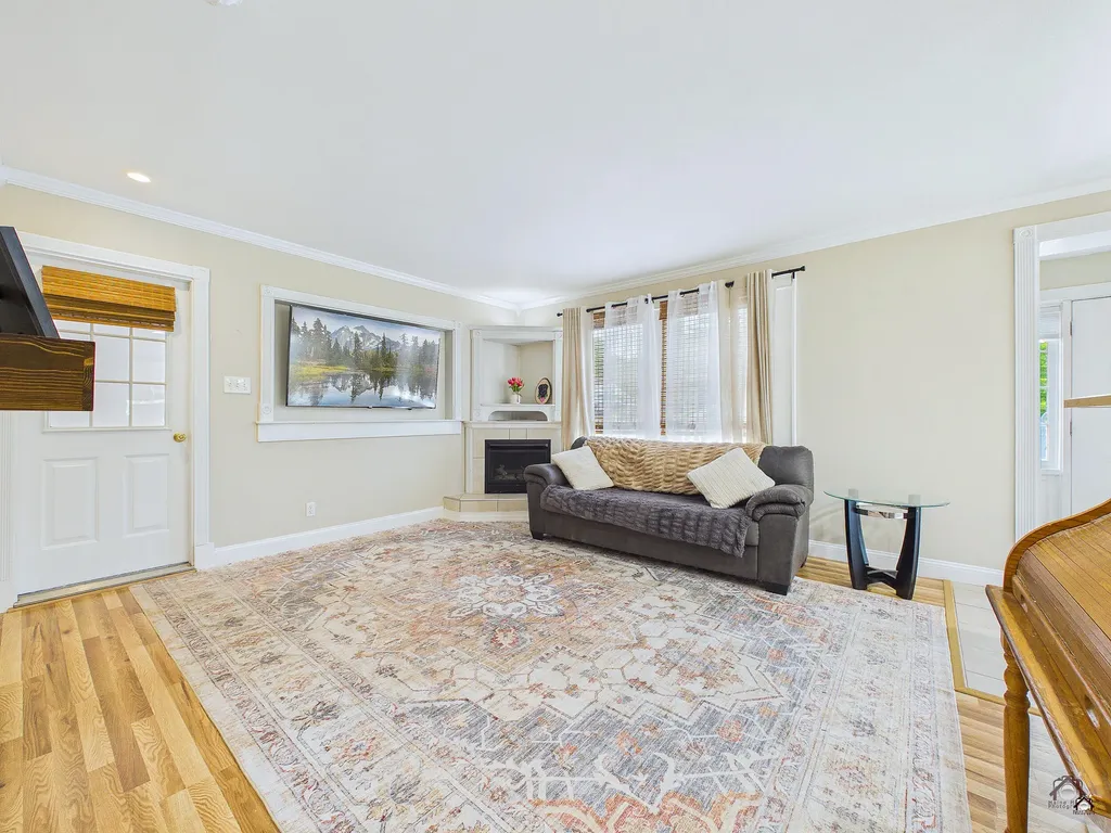 38 Mary Carroll Street Auburn ME 04210