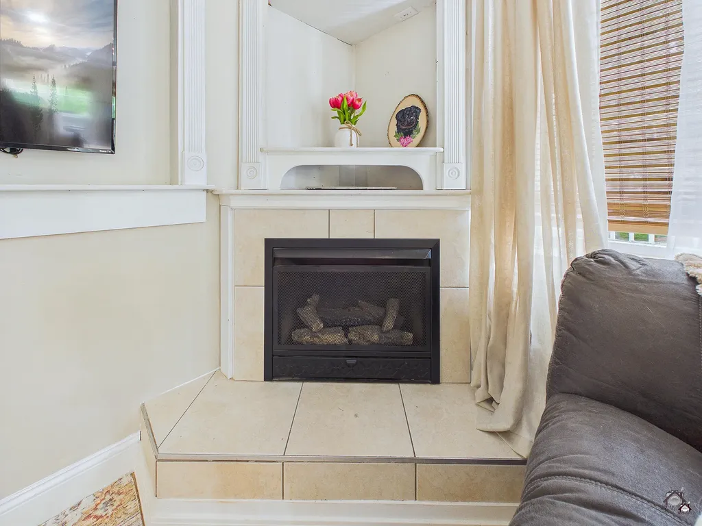 38 Mary Carroll Street Auburn ME 04210