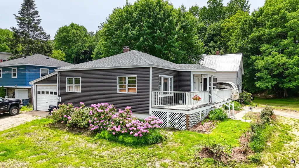 38 Mary Carroll Street Auburn ME 04210