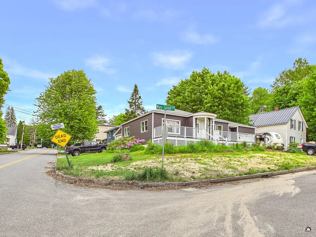 38 Mary Carroll Street Auburn ME 04210