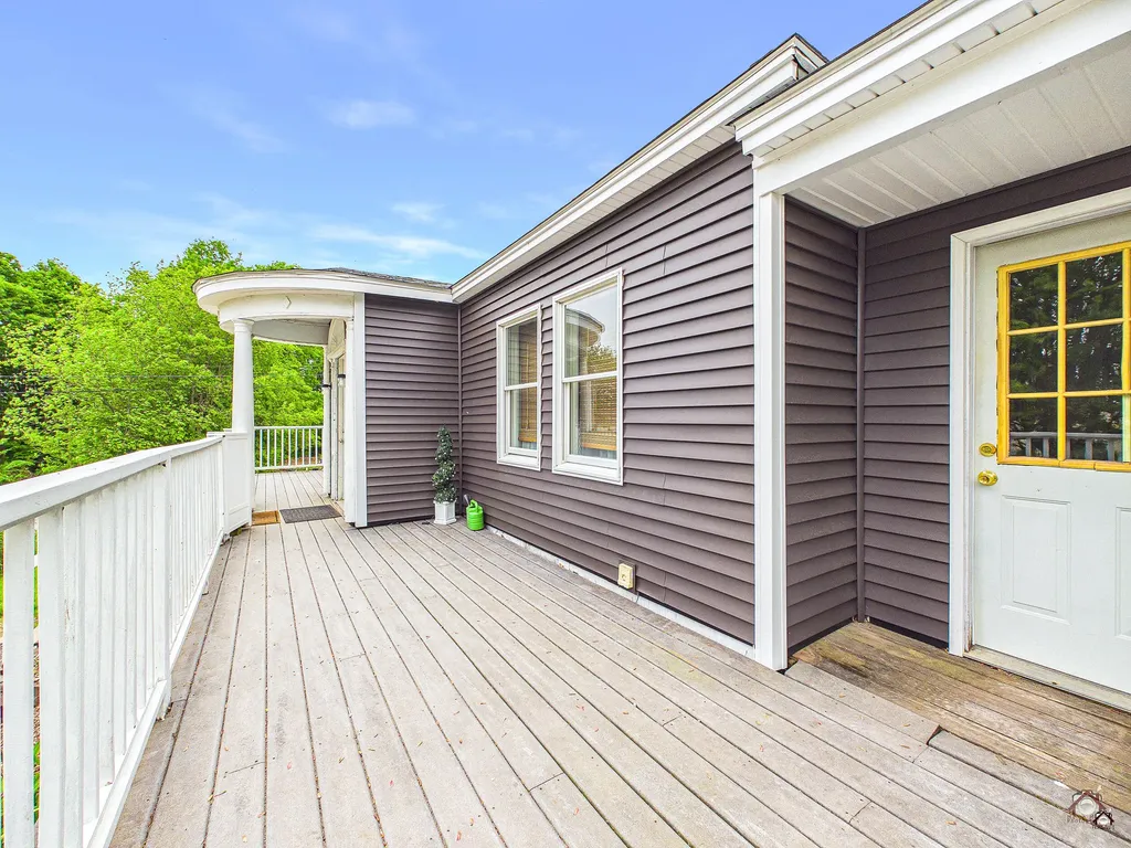 38 Mary Carroll Street Auburn ME 04210