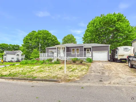 38 Mary Carroll Street Auburn ME 04210