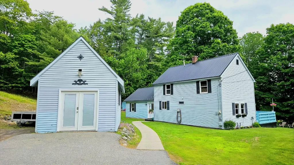 77 Maple Street Farmingdale ME 04344