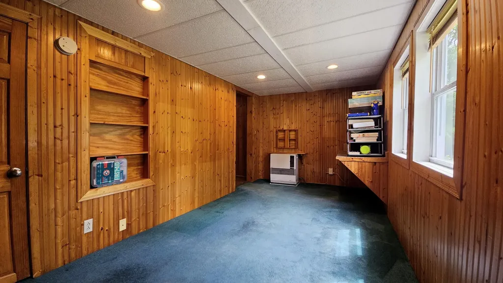 77 Maple Street Farmingdale ME 04344