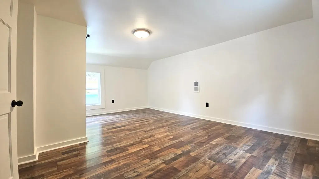 77 Maple Street Farmingdale ME 04344