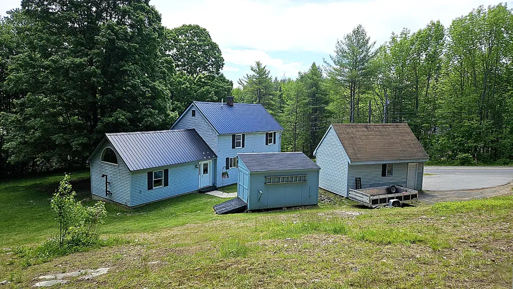 77 Maple Street Farmingdale ME 04344