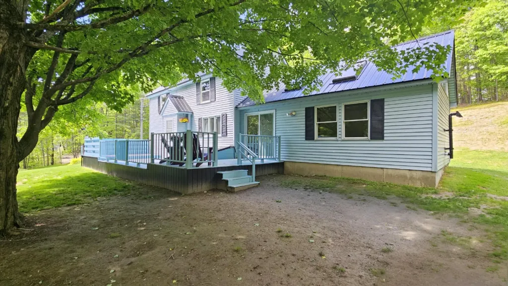 77 Maple Street Farmingdale ME 04344
