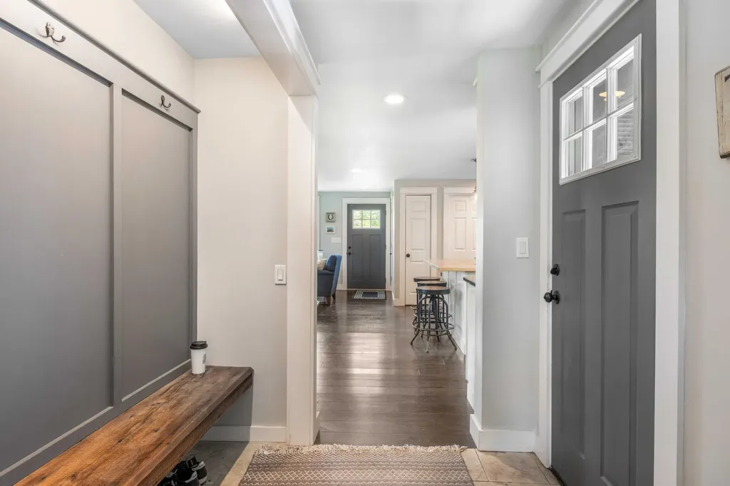 23 Adams Drive Kittery ME 03904