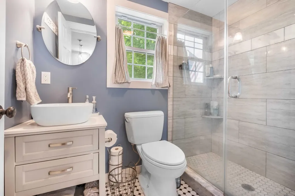 23 Adams Drive Kittery ME 03904