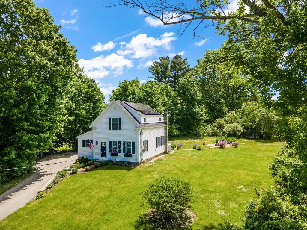 23 Adams Drive Kittery ME 03904