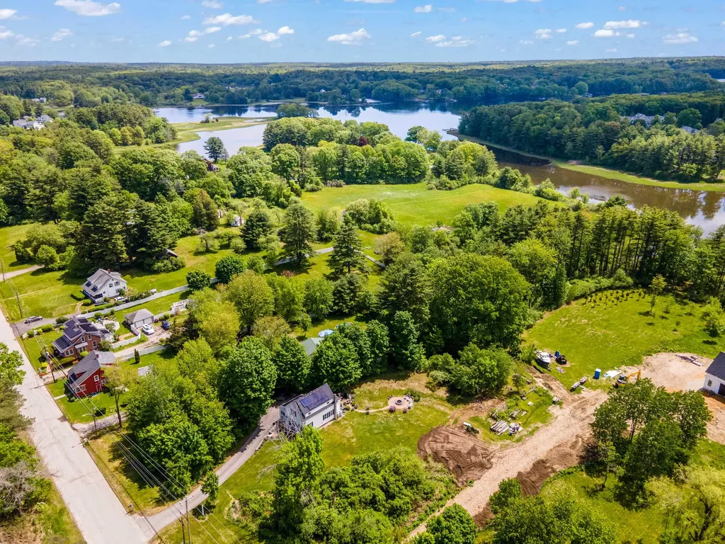 23 Adams Drive Kittery ME 03904