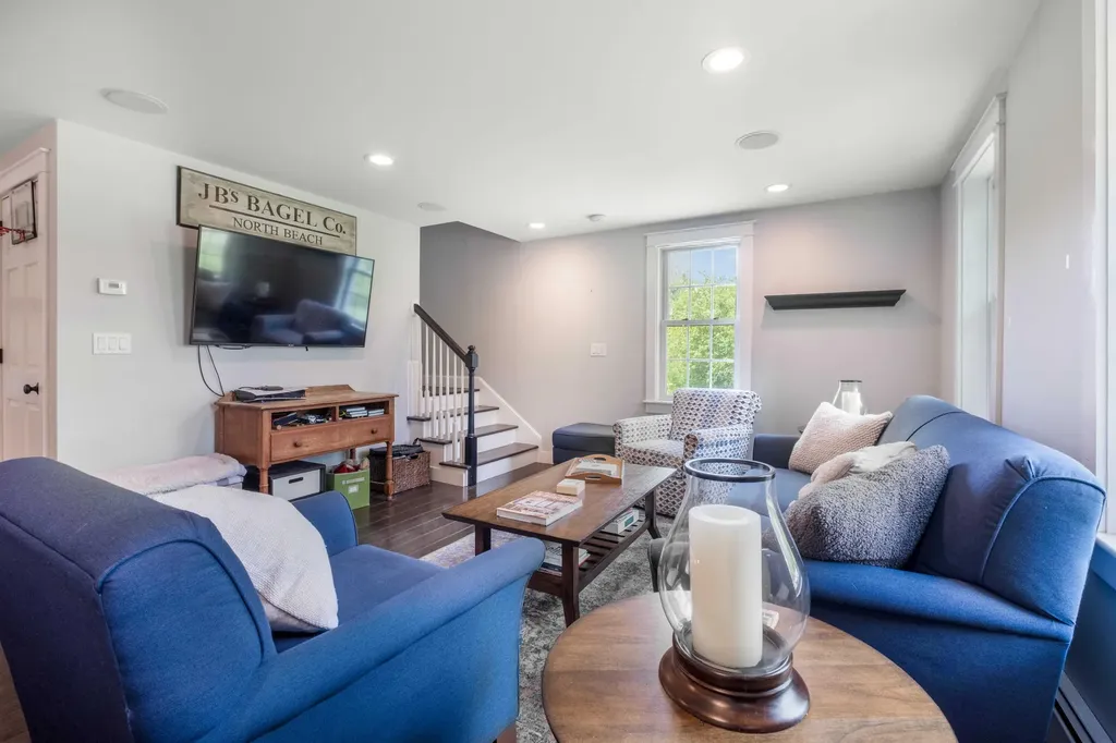 23 Adams Drive Kittery ME 03904