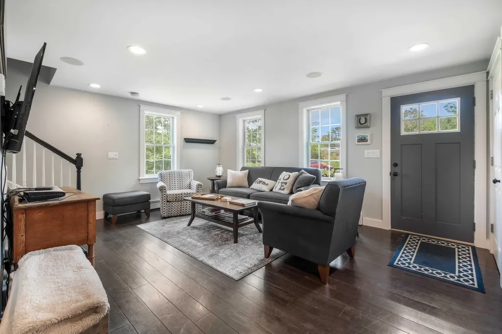 23 Adams Drive Kittery ME 03904