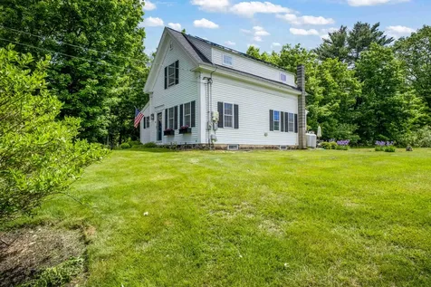 23 Adams Drive Kittery ME 03904