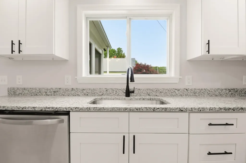 27 Rockhill Avenue Auburn ME 04210