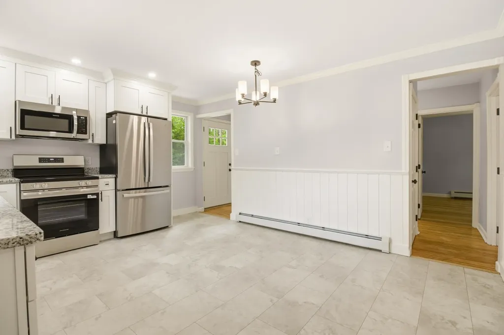 27 Rockhill Avenue Auburn ME 04210