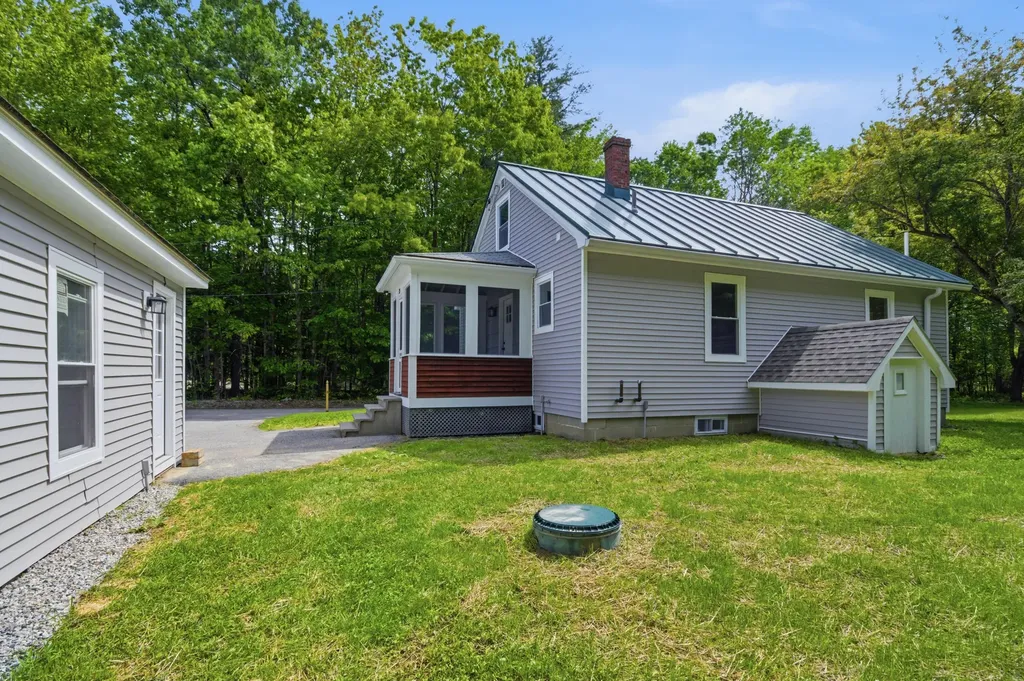 27 Rockhill Avenue Auburn ME 04210
