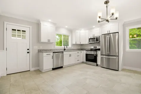 27 Rockhill Avenue Auburn ME 04210
